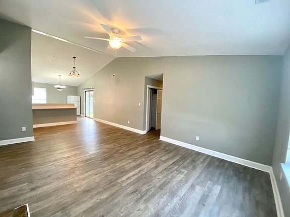 5th image of 3004 Steeple Chase Ct