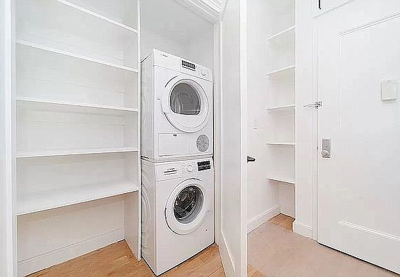 5th image of 40 Market St #6