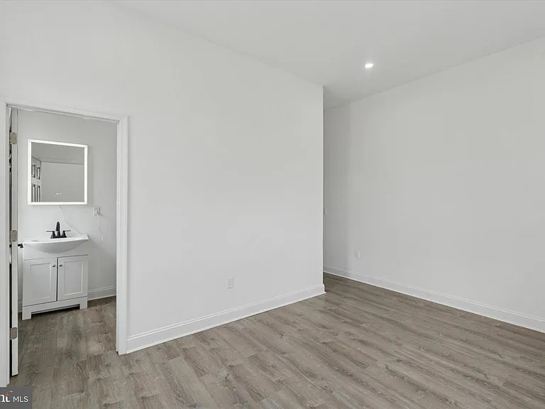 1625 S 22nd St #2 — Photo 12