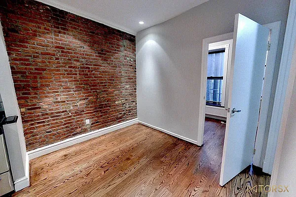 Rented by 9300 Realty, Inc. | media 34