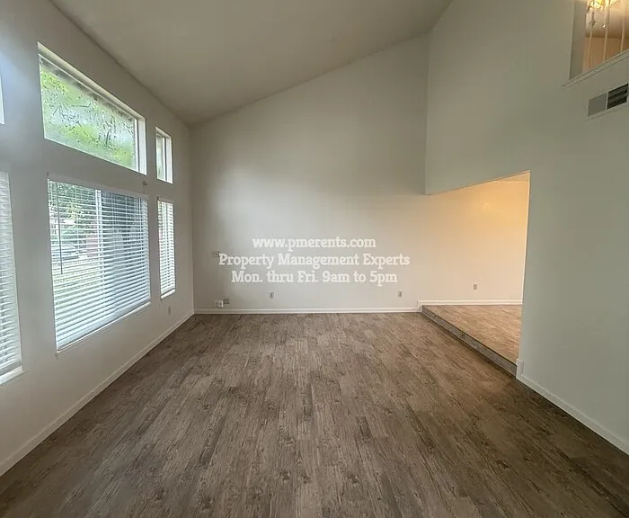 9130 Cornwall Dr — Photo 8