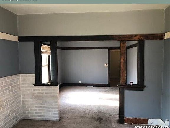 5th image of 513 W Wellington St