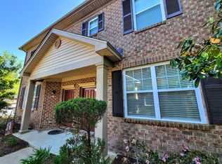 316 Holyoke Ln, Chesapeake, VA 23320