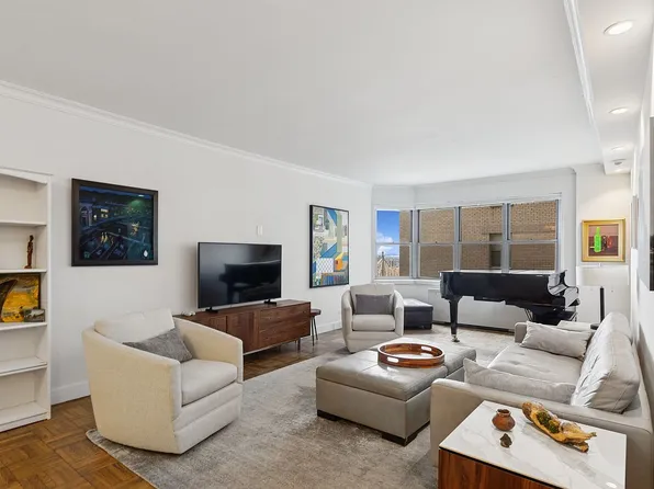 400 E 56th St APT 33J, Manhattan, NY 10022