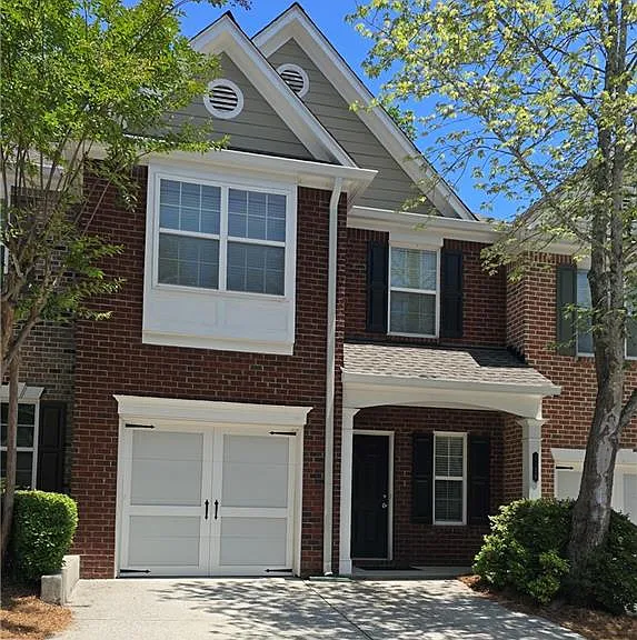 2109 Meadow Peak Rd — Photo 1