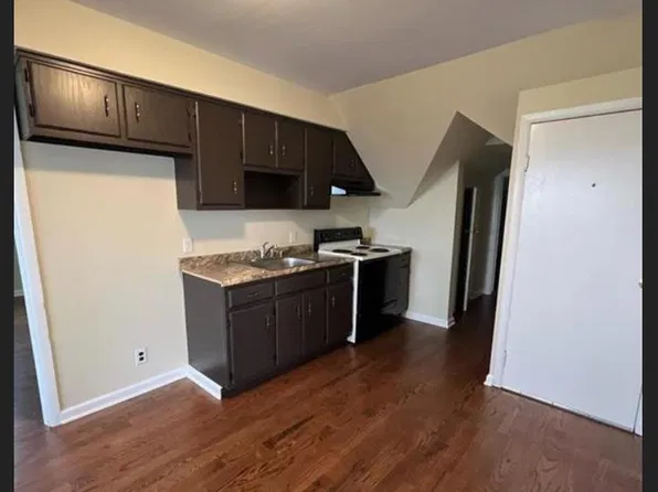 1061 King Georges Post Rd, Edison, NJ 08837