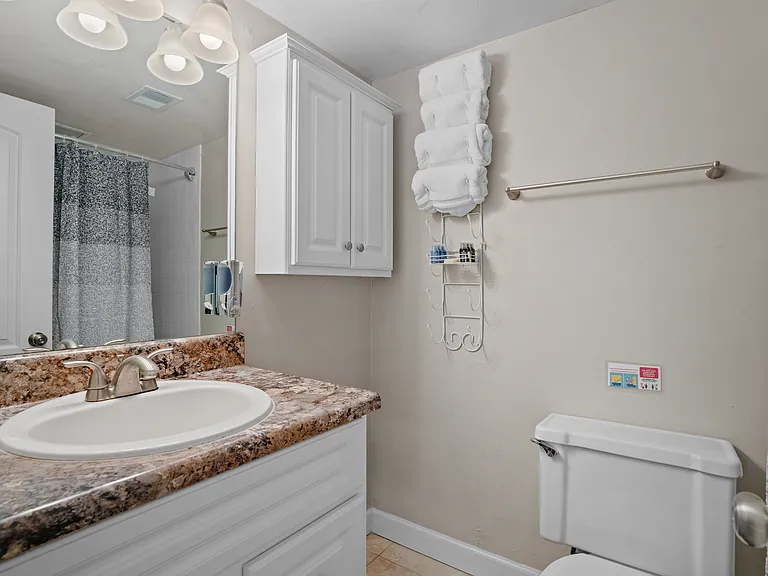 4303 W North A St #107 — Photo 6