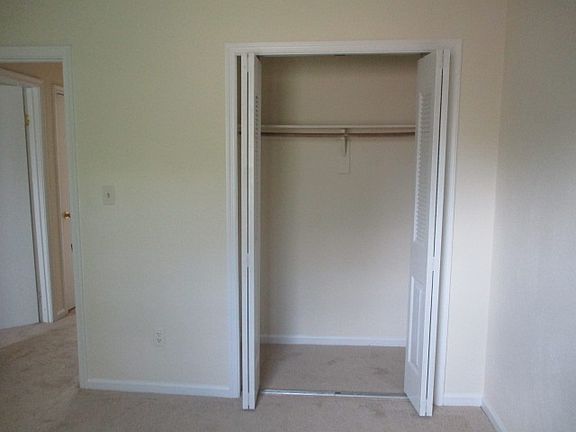 4th image of 1524 Longdale Dr #30cafa889