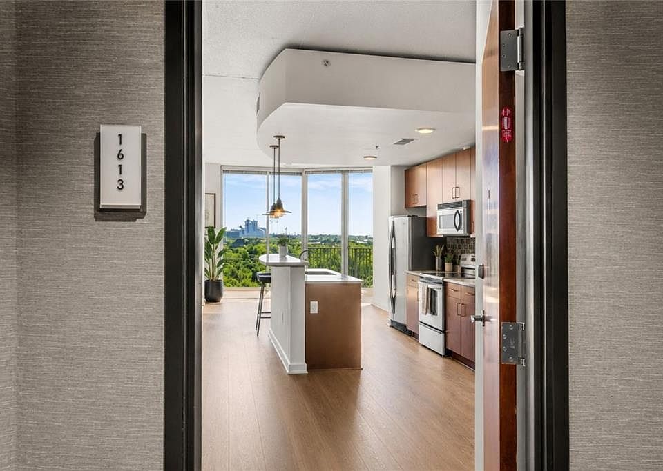 1st image of 361 17th St #1613