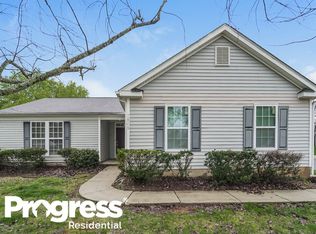 7809 Travers Run Dr, Charlotte, NC 28215