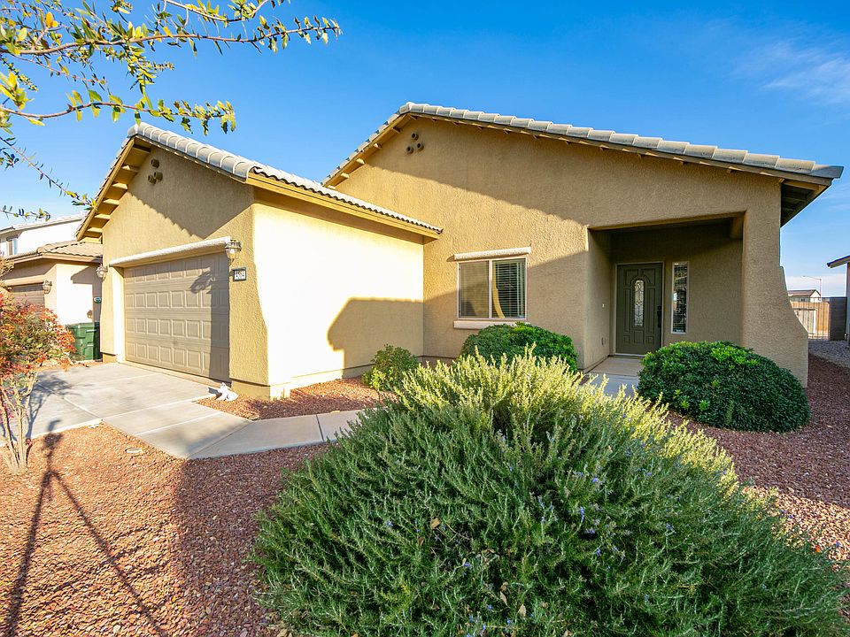 1st image of 4564 Tranquility St