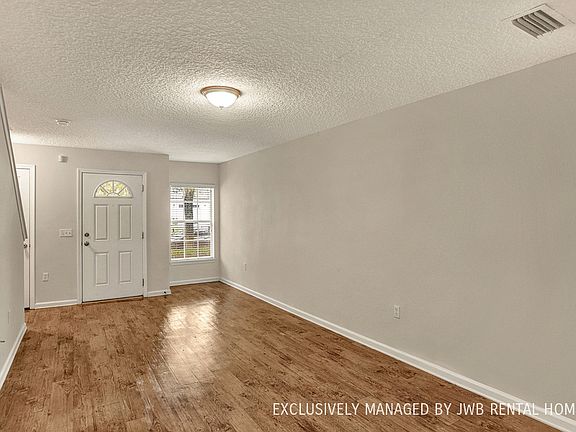 4th image of 8477 McGirts Village Ln #3B