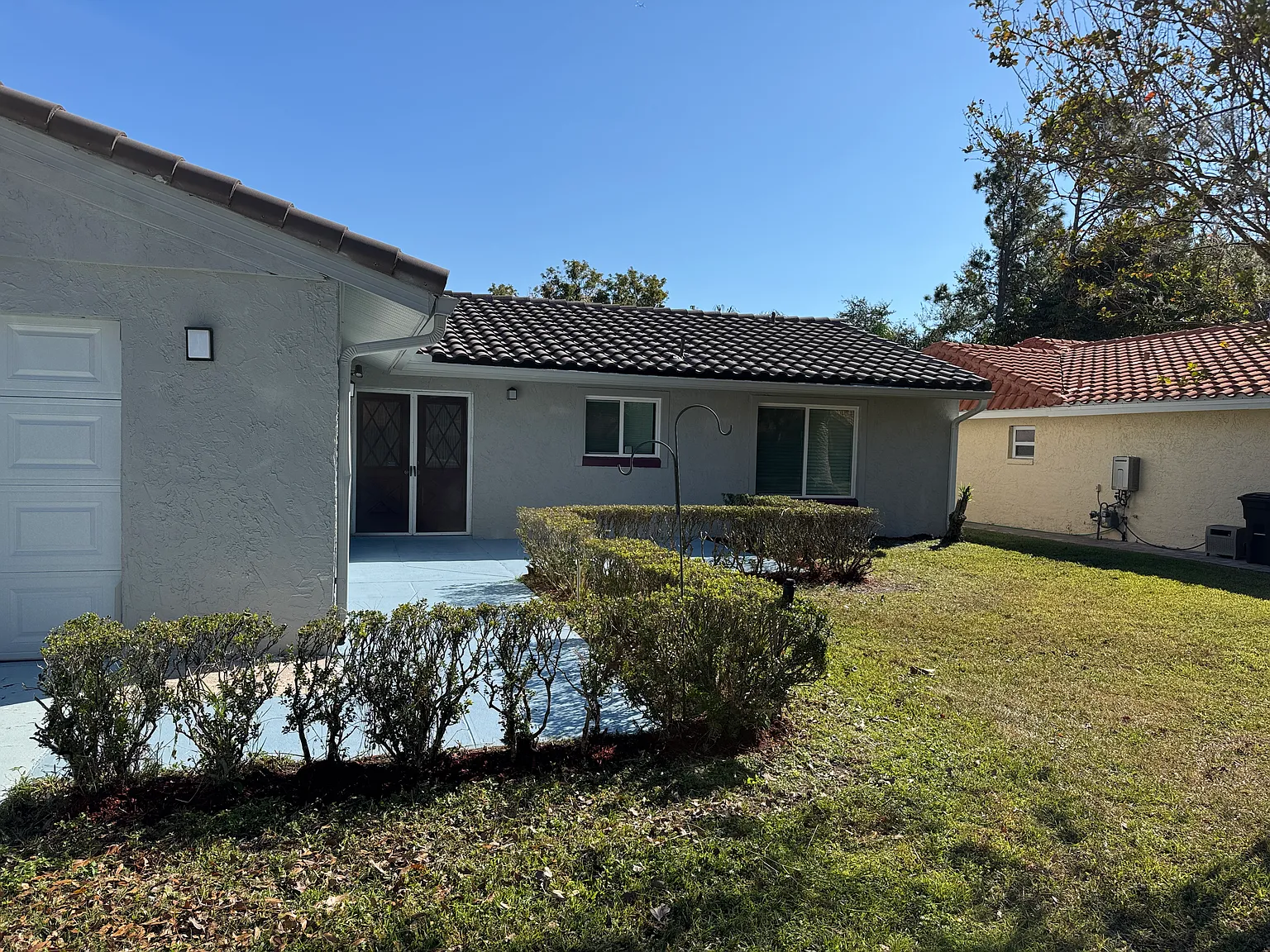3 bed, 2016 sqft, $2,280 — Photo 3