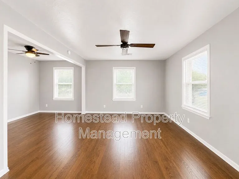 205 N Key Blvd — Photo 9