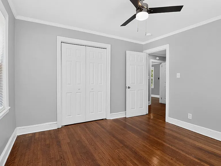 305 Sylvania Ave — Photo 9