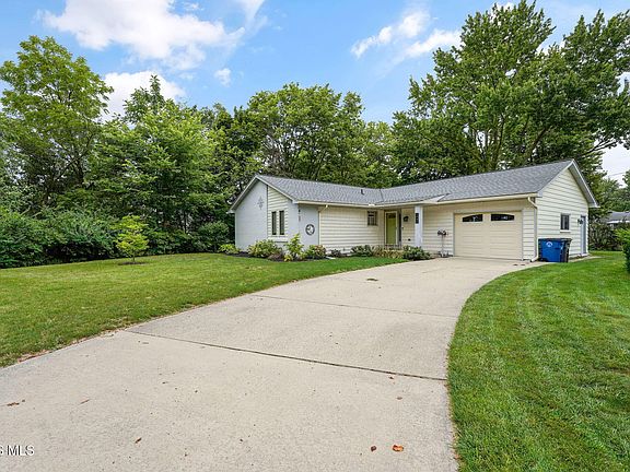 2nd image of 1037 Westbrook Dr
