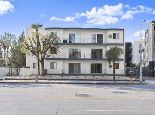 (Ellie:B) 5139 White Oak Avenue, Encino, CA 91316