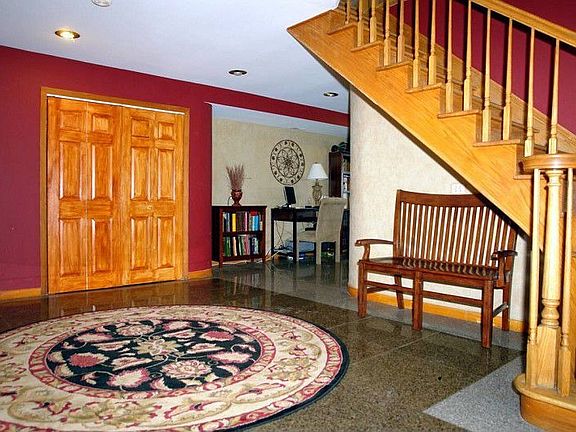 2nd image of 408 E Lake Shore Dr