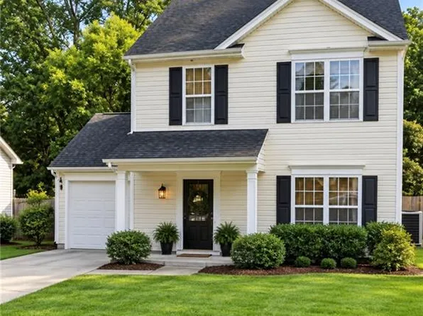 1708 Fern Hill Dr, Greensboro, NC 27405