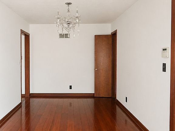 4th image of 1407 Gorham Pl