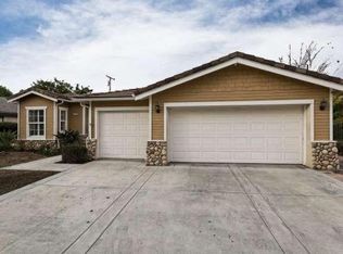 1226 Grant Line St, Santa Paula, CA 93060