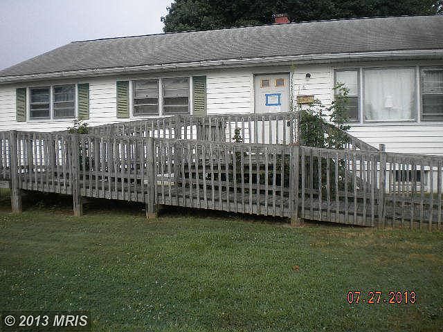 1st image of 6 Rene Carr St
