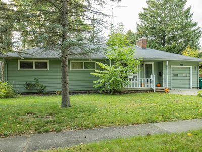 437 Crestview St, Flushing, MI, 48433