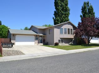 1927 Birch Ct, Lewiston, ID 83501