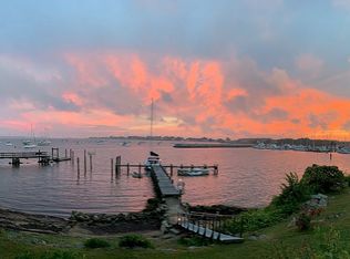 15 Davis Ct, Groton, CT 06340