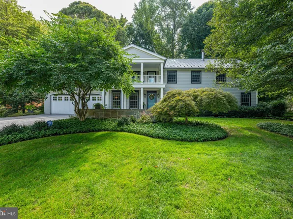 9601 Hall Rd, Rockville, MD 20854