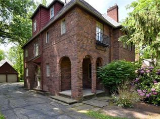 15516 Glynn Rd, East Cleveland, OH 44112