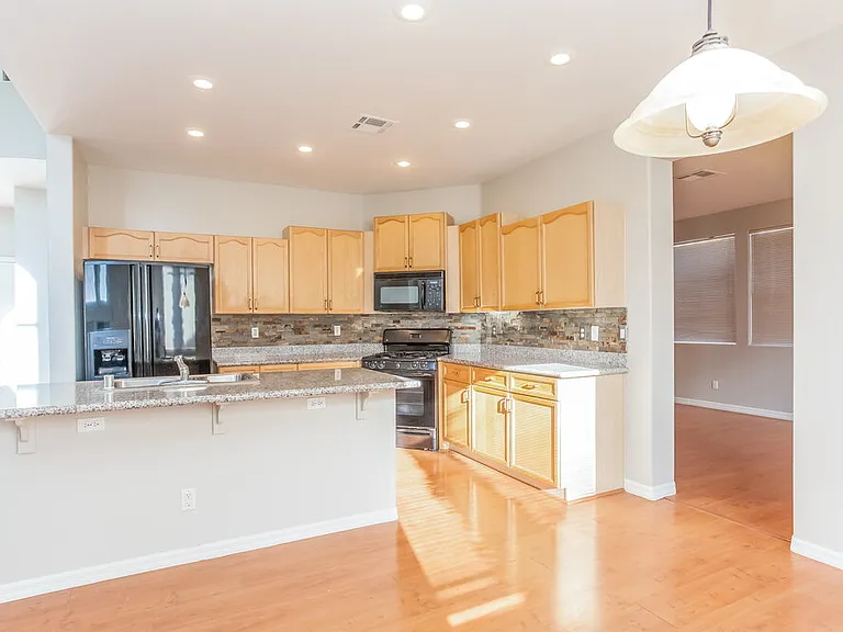7220 Eaglegate St — Photo 6