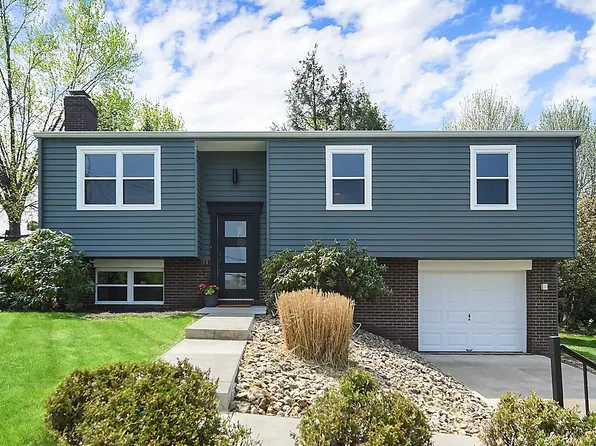 327 Chickasaw Ave, Pittsburgh, PA 15237