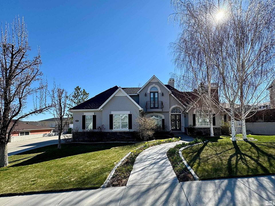 1st image of 4143 Autumn Hills Dr