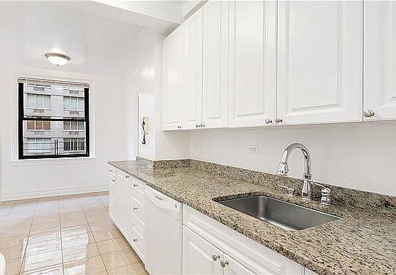 2nd image of 340 W 57th St #12K