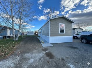 3 Bed 2 Bath Single Section plan