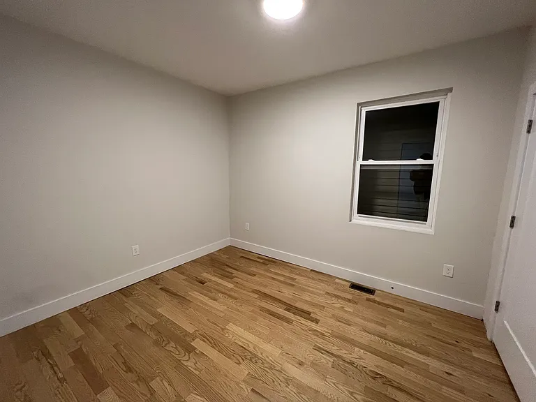 224 Fulton St #3 — Photo 4