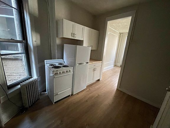 4th image of 163 E 99th St #11