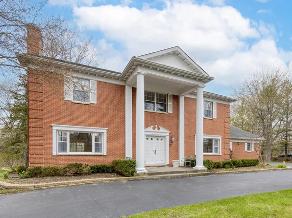 1309 Conway Rd, Lake Forest, IL 60045