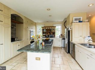 450 Pinkerton Rd, Mount Joy, PA 17552