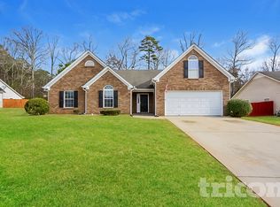 159 Peachtree Glen Dr, Ellenwood, GA 30294
