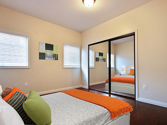 2nd image of 3619 Regal Pl APT 9