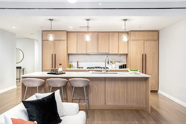 Sold by Compass | media 20