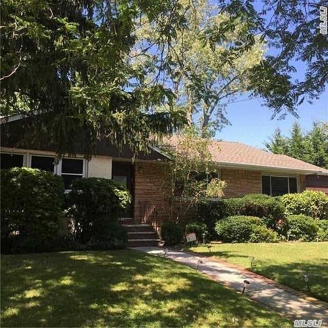 1st image of 740 Cedar Lawn Ave