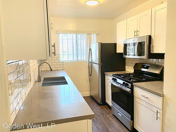 2nd image of 6536 La Mirada Ave APT 305