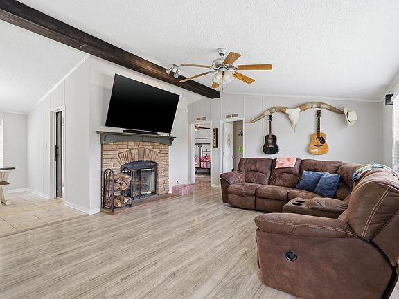 5th image of 477 Belcher Rd