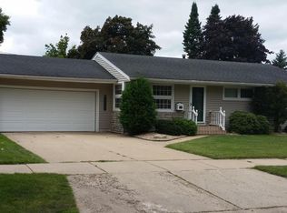 1921 3rd Ave NW, Austin, MN 55912