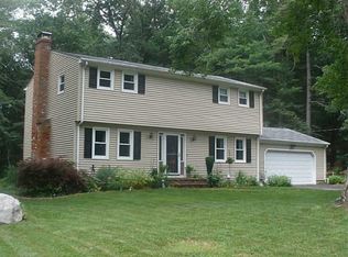 49 Gladys Dr, North Kingstown, RI 02852