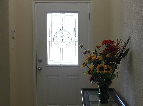 3rd image of 1604 Bluebird Dr