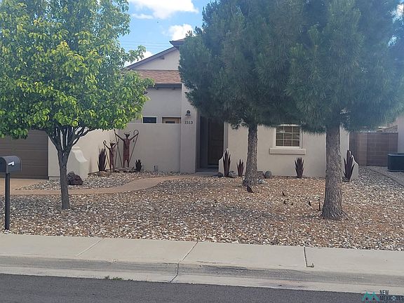2nd image of 1513 W Avenue L
